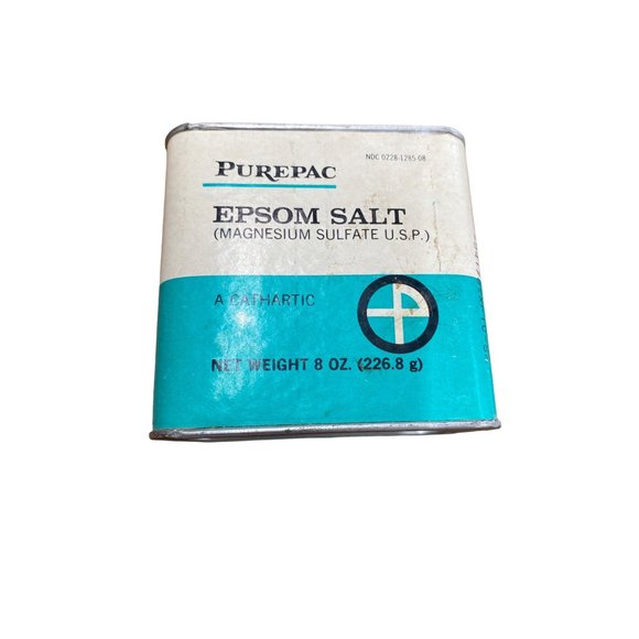 Vintage epson salt tin collectible photo prop - Picture 1 of 10